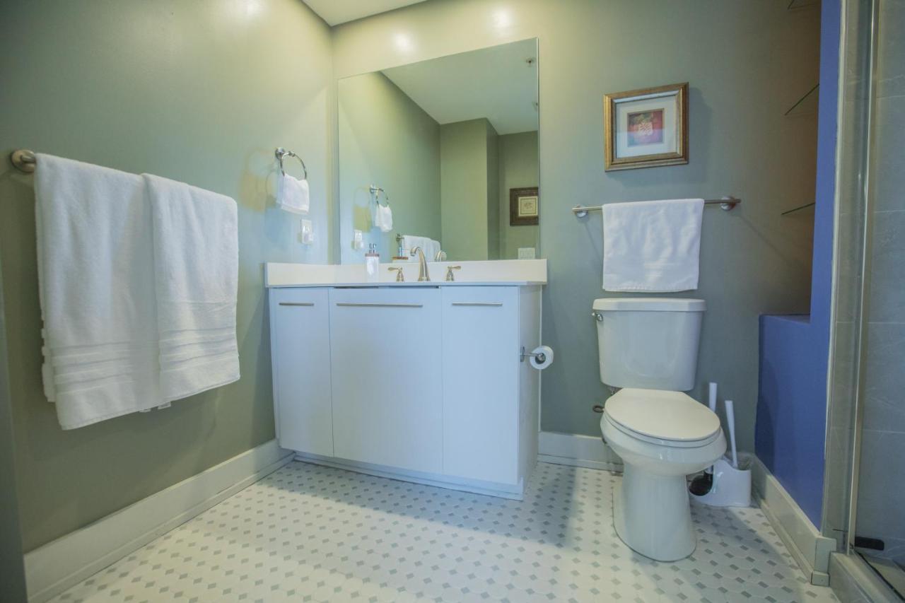 Designer Downtown Condo Suite - Splendid View Des Moines Extérieur photo